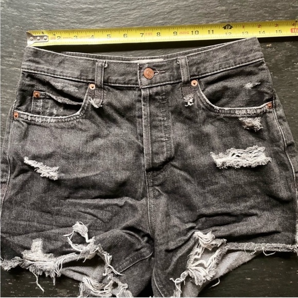 [Free People] Distressed Washed Black Denim Jean short pant - Picture 8 of 10